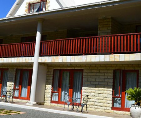 Riverwalk Bed And Breakfast Clarens Exterior photo