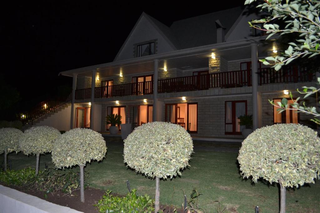 Riverwalk Bed And Breakfast Clarens Exterior photo