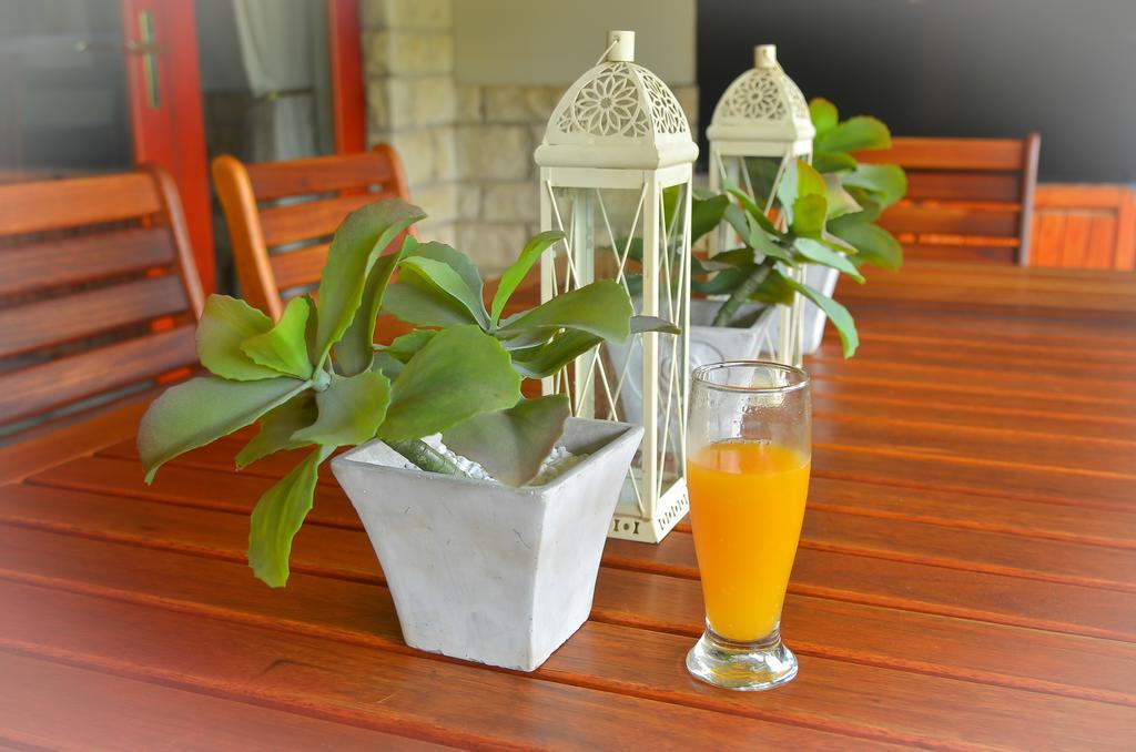 Riverwalk Bed And Breakfast Clarens Exterior photo