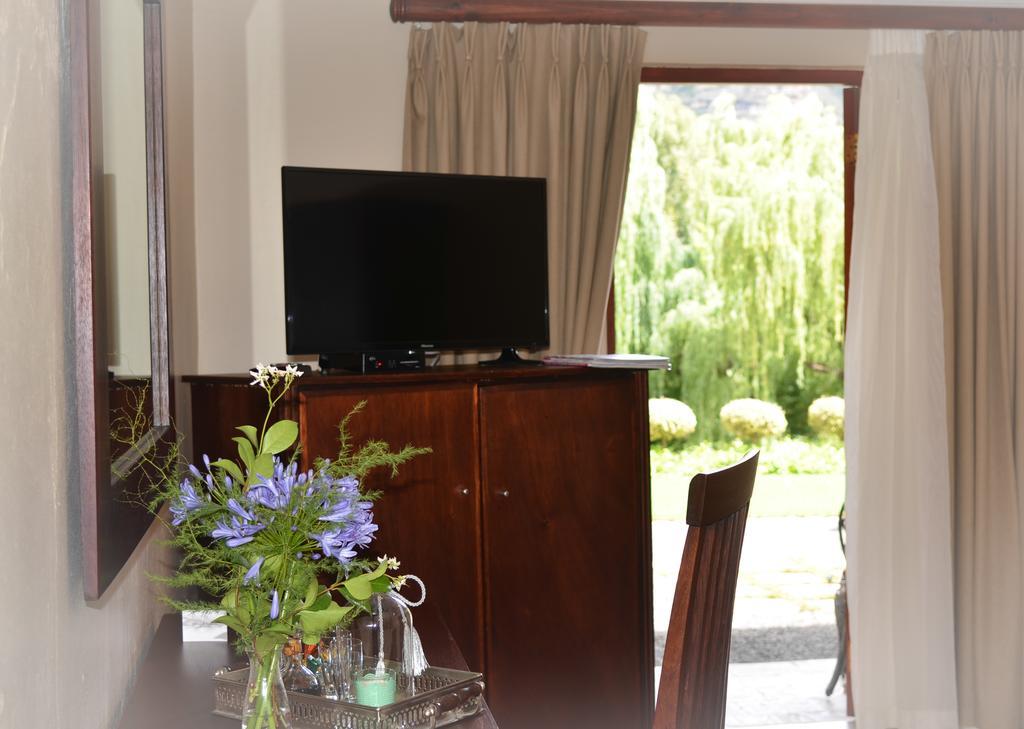 Riverwalk Bed And Breakfast Clarens Exterior photo