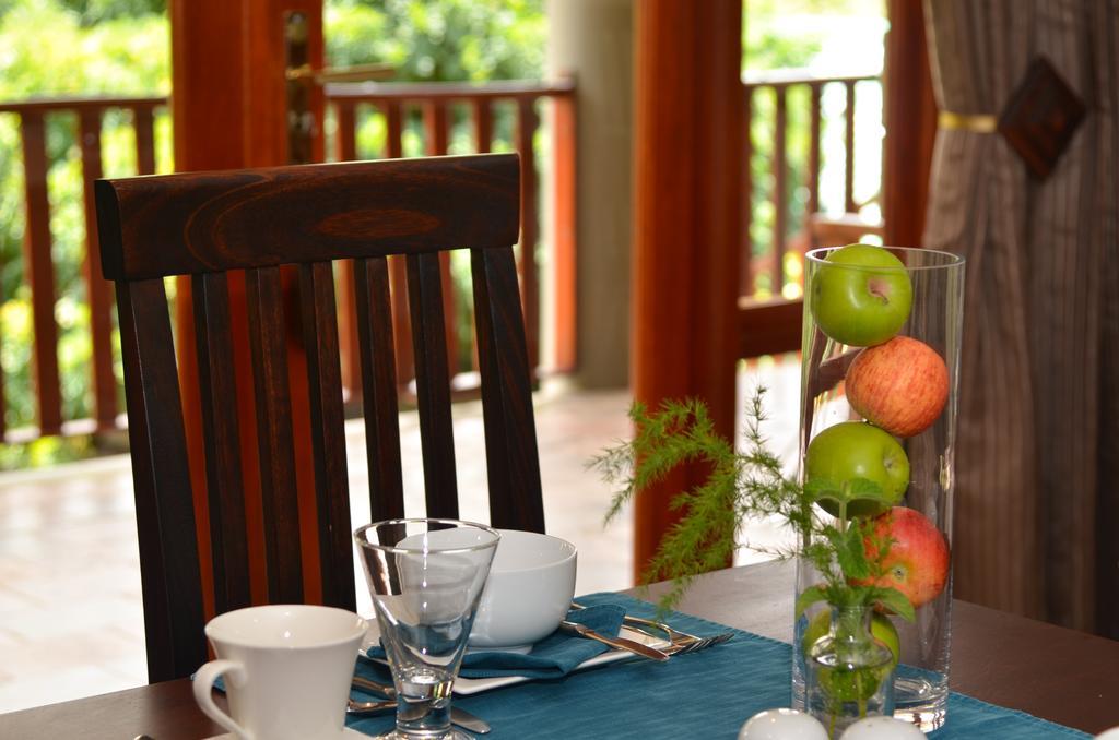 Riverwalk Bed And Breakfast Clarens Exterior photo