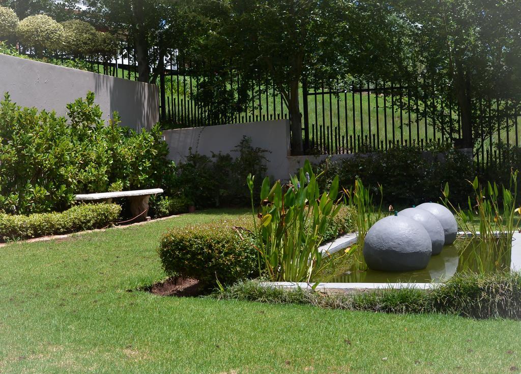 Riverwalk Bed And Breakfast Clarens Exterior photo
