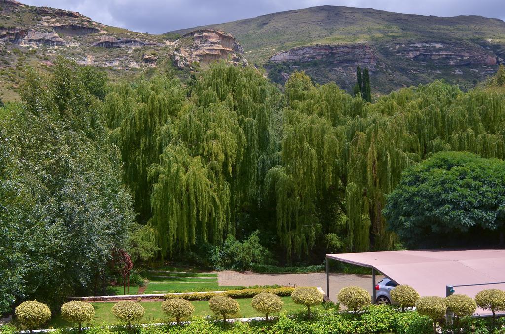 Riverwalk Bed And Breakfast Clarens Exterior photo