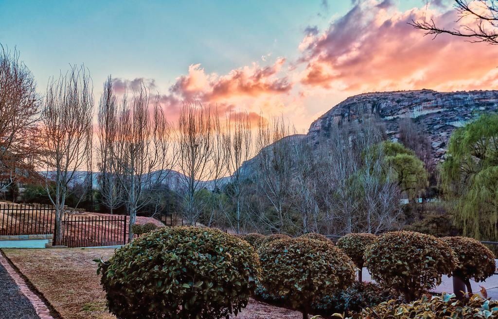Riverwalk Bed And Breakfast Clarens Exterior photo