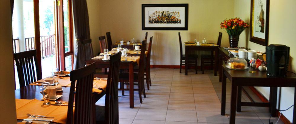 Riverwalk Bed And Breakfast Clarens Exterior photo